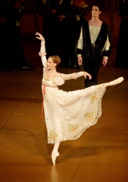 Gala en homenaje a Maya Plisetskaya
