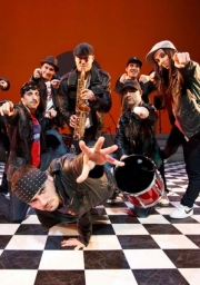 Brodas Bros 10 años 